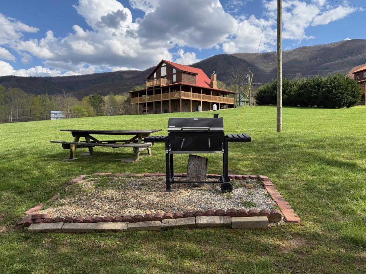 Moonlight Cottage - Your Romantic & Scenic Escape Sevierville Bagian luar foto